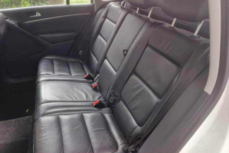 Used Volkswagen Tiguan 2015 1.8TSI Automatic Two-Wheel Drive Luxury Model Left Rear Seat