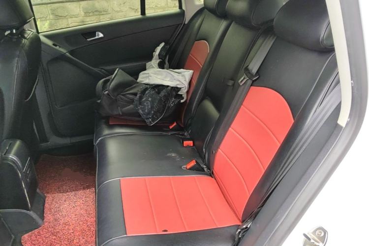 Used Volkswagen Tiguan 2015 1.8TSI Automatic Two-Wheel Drive Trend Edition Left Rear Seat