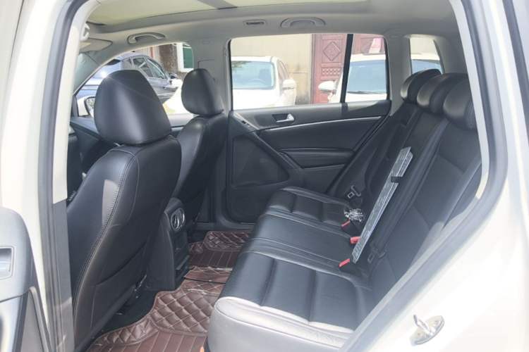 Used Volkswagen Tiguan 2015 1.8TSI Automatic Two-Wheel Drive Luxury Model Left Rear Seat