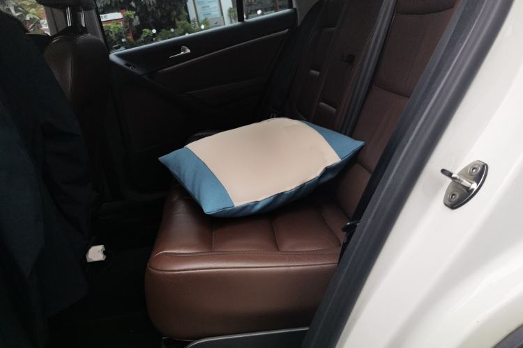 Used Volkswagen Tiguan 2015 1.8TSI Automatic Two-Wheel Drive Luxury Model Left Rear Seat