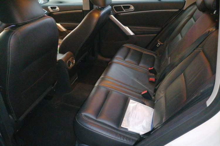 Used Volkswagen Tiguan 2015 1.8TSI Automatic Two-Wheel Drive Comfort Edition Left Rear Seat