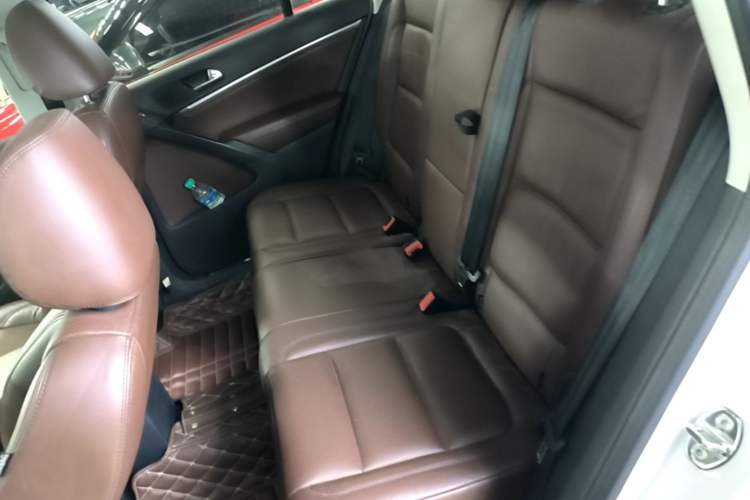 Used Volkswagen Tiguan 2015 1.8TSI Automatic Two-Wheel Drive Luxury Model Left Rear Seat