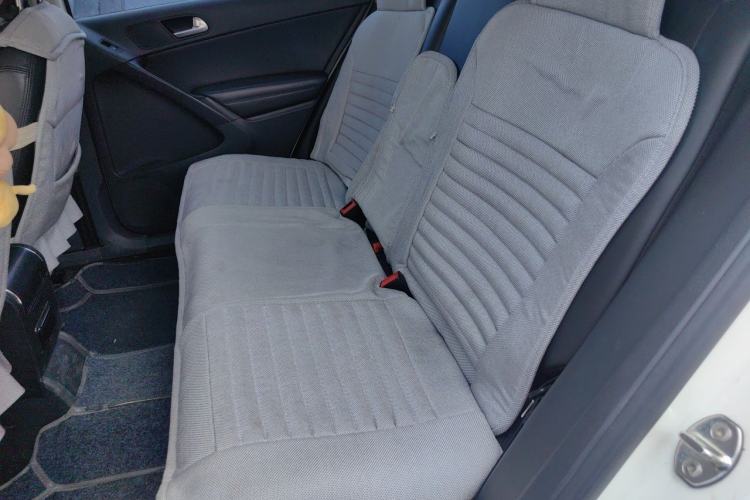 Used Volkswagen Tiguan 2015 1.8TSI Automatic Two-Wheel Drive Trend Edition Left Rear Seat