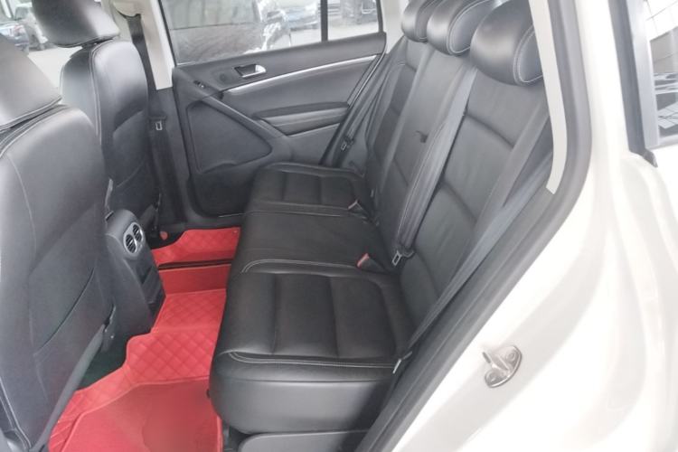 Used Volkswagen Tiguan 2015 1.8TSI Automatic Two-Wheel Drive Luxury Model Left Rear Seat