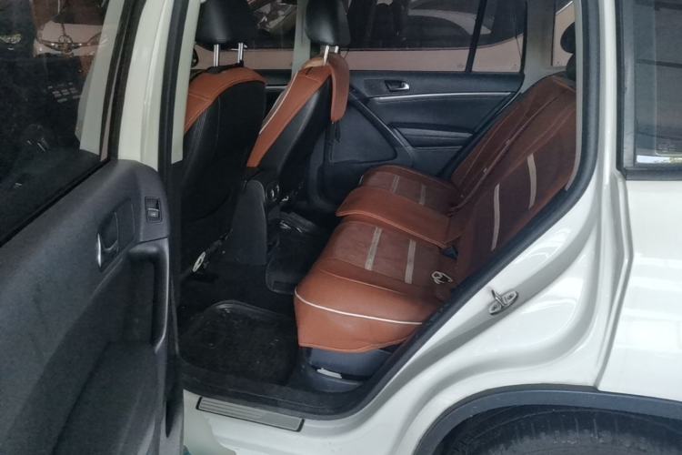 Used Volkswagen Tiguan 2015 1.8TSI Automatic Two-Wheel Drive Comfort Edition Left Rear Seat