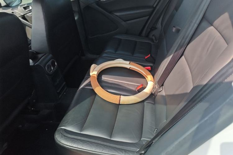 Used Volkswagen Tiguan 2015 1.8TSI Automatic Two-Wheel Drive Comfort Edition Left Rear Seat