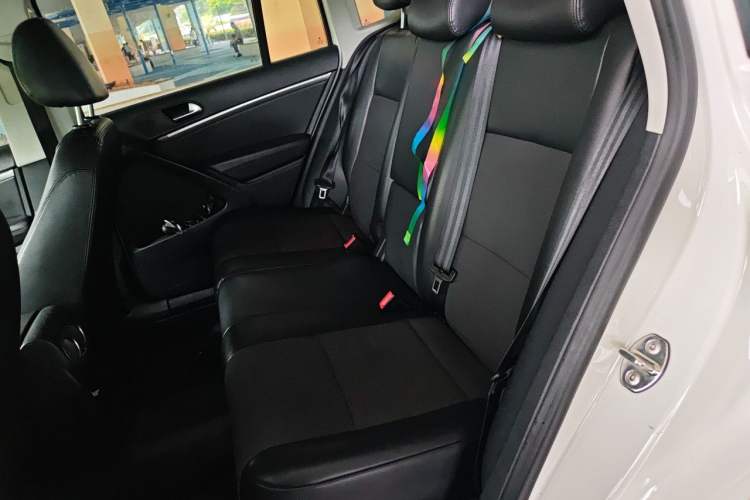 Used Volkswagen Tiguan 2015 1.8TSI Automatic All-Wheel Drive Style Vision Edition Left Rear Seat