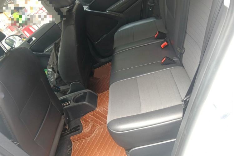 Used Volkswagen Tiguan 2015 1.8TSI Automatic Two-Wheel Drive Trend Edition Left Rear Seat
