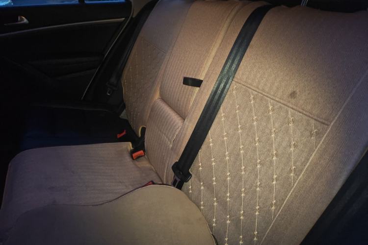 Used Volkswagen Tiguan 2015 1.8TSI Automatic Two-Wheel Drive Comfort Edition Left Rear Seat