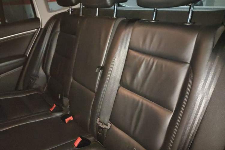 Used Volkswagen Tiguan 2015 1.8TSI Automatic Two-Wheel Drive Comfort Edition Left Rear Seat