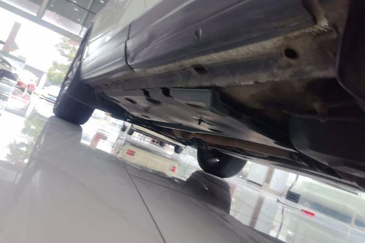 Used Volkswagen Tiguan 2015 1.8TSI Automatic Two-Wheel Drive Luxury Model Left Side Sill