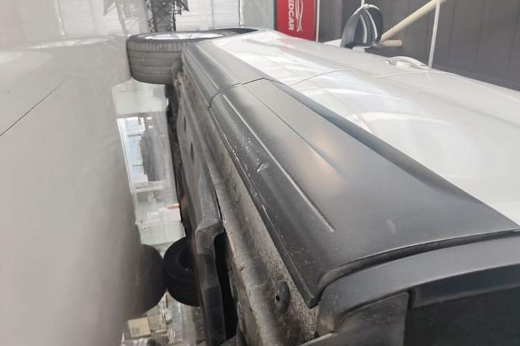 Used Volkswagen Tiguan 2015 1.8TSI Automatic All-Wheel Drive Style Vision Edition Left Side Sill