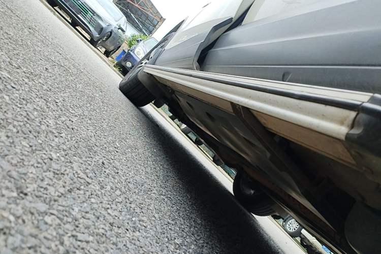 Used Volkswagen Tiguan 2015 1.8TSI Automatic Two-Wheel Drive Comfort Edition Left Side Sill