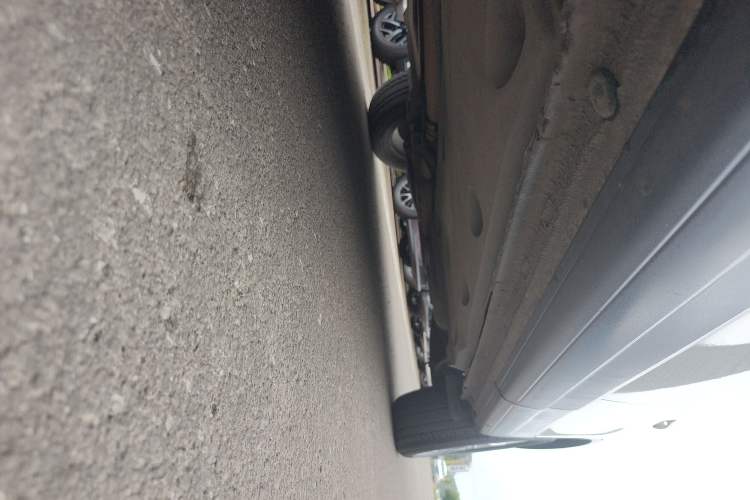 Used Volkswagen Tiguan 2015 1.8TSI Automatic Two-Wheel Drive Comfort Edition Left Side Sill