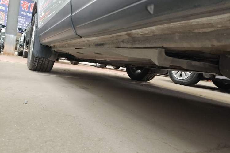 Used Volkswagen Tiguan 2015 1.8TSI Automatic Two-Wheel Drive Comfort Edition Left Side Sill