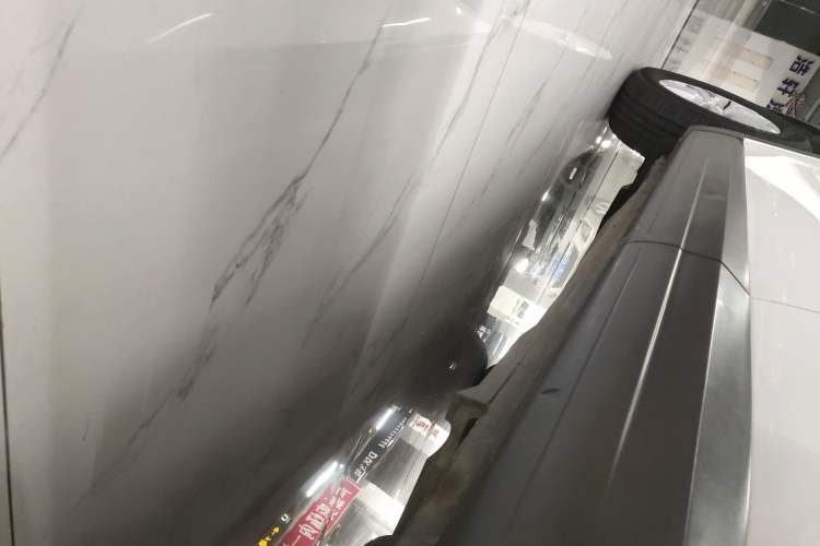 Used Volkswagen Tiguan 2015 1.8TSI Automatic Two-Wheel Drive Trend Edition Left Side Sill