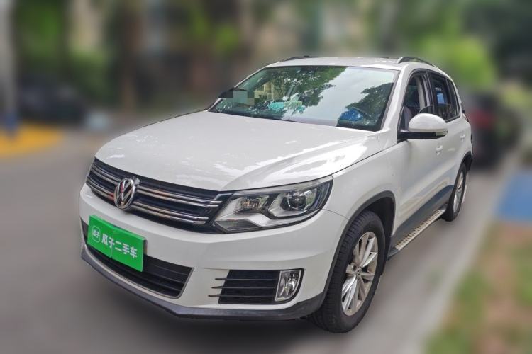 Used Volkswagen Tiguan 2015 1.8TSI Automatic Two-Wheel Drive Comfort Edition Guazi used car, China used car export, Used car for sale, Used  cars, Cheapest cars for sale