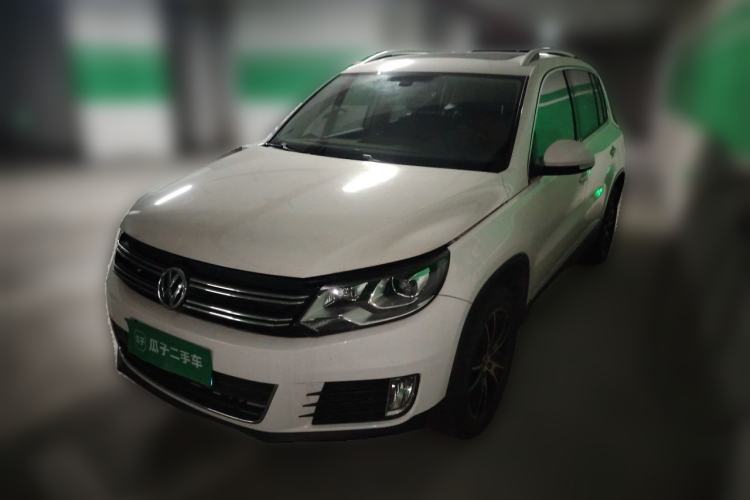 Used Volkswagen Tiguan 2015 1.8TSI Automatic Two-Wheel Drive Luxury Model Guazi used car, China used car export, Used car for sale, Used  cars, Cheapest cars for sale