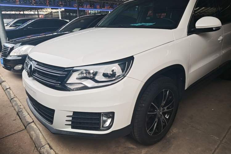 Used Volkswagen Tiguan 2015 1.8TSI Automatic Two-Wheel Drive Luxury Model Guazi used car, China used car export, Used car for sale, Used  cars, Cheapest cars for sale