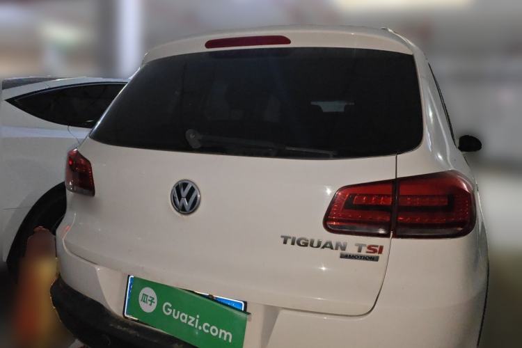 Used Volkswagen Tiguan 2015 1.8TSI Automatic All-Wheel-Drive Luxury Model Rear