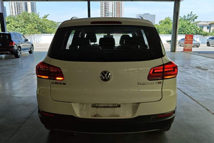 Used Volkswagen Tiguan 2015 1.8TSI Automatic Two-Wheel Drive Luxury Model Rear
