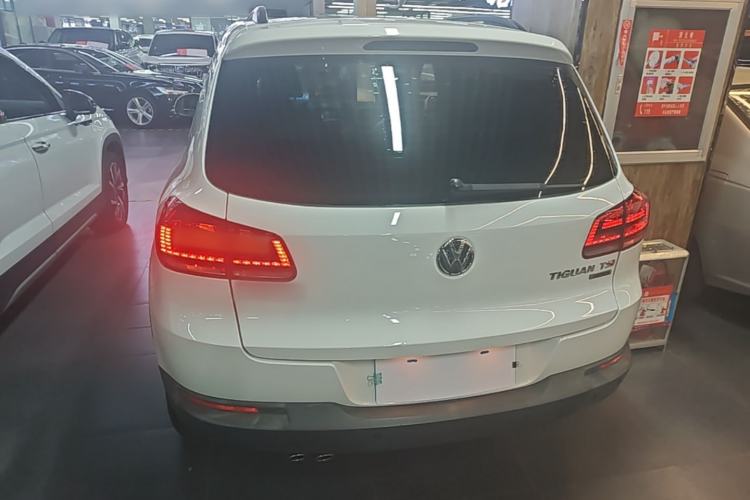 Used Volkswagen Tiguan 2015 1.8TSI Automatic Two-Wheel Drive Trend Edition Rear