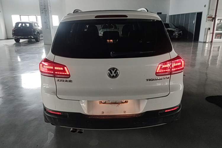 Used Volkswagen Tiguan 2015 1.8TSI Automatic Two-Wheel Drive Luxury Model Rear