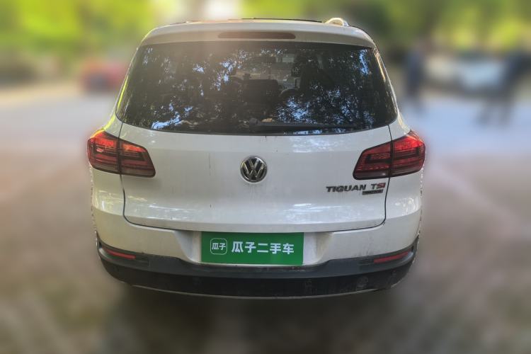 Used Volkswagen Tiguan 2015 1.8TSI Automatic All-Wheel-Drive Luxury Model Rear