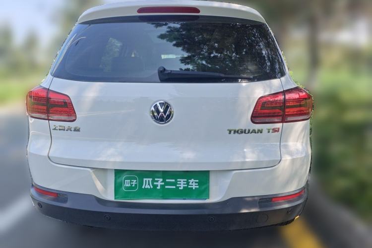 Used Volkswagen Tiguan 2015 1.8TSI Manual Two-Wheel-Drive Limited Edition Rear