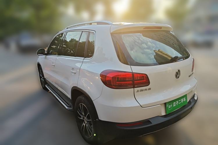 Used Volkswagen Tiguan 2015 1.8TSI Automatic Two-Wheel Drive Luxury Model Rear Left 45 Deg