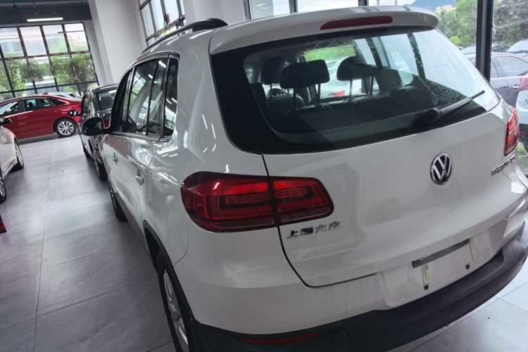 Used Volkswagen Tiguan 2015 1.8TSI Automatic Two-Wheel Drive Trend Edition Rear Left 45 Deg