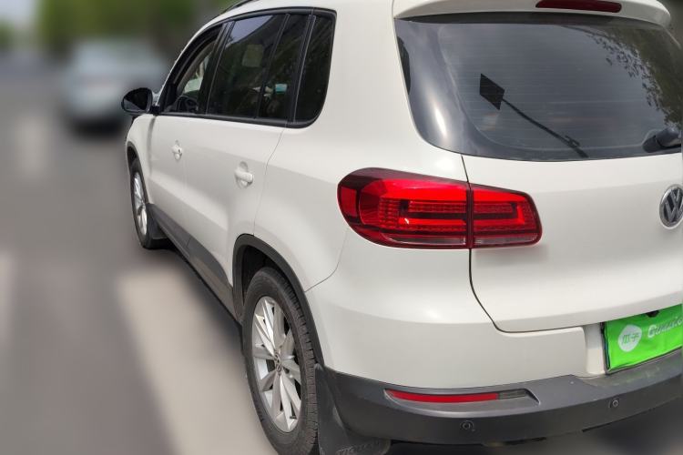 Used Volkswagen Tiguan 2015 1.8TSI Automatic Two-Wheel Drive Comfort Edition Rear Left 45 Deg