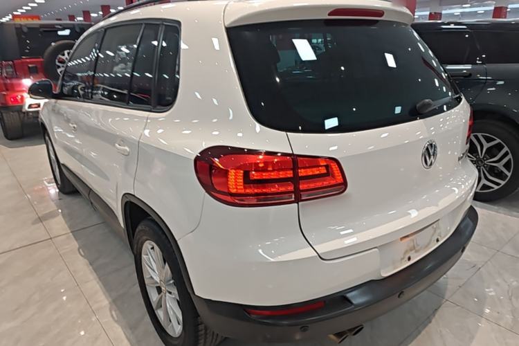 Used Volkswagen Tiguan 2015 1.8TSI Automatic All-Wheel Drive Comfort Edition Rear Left 45 Deg