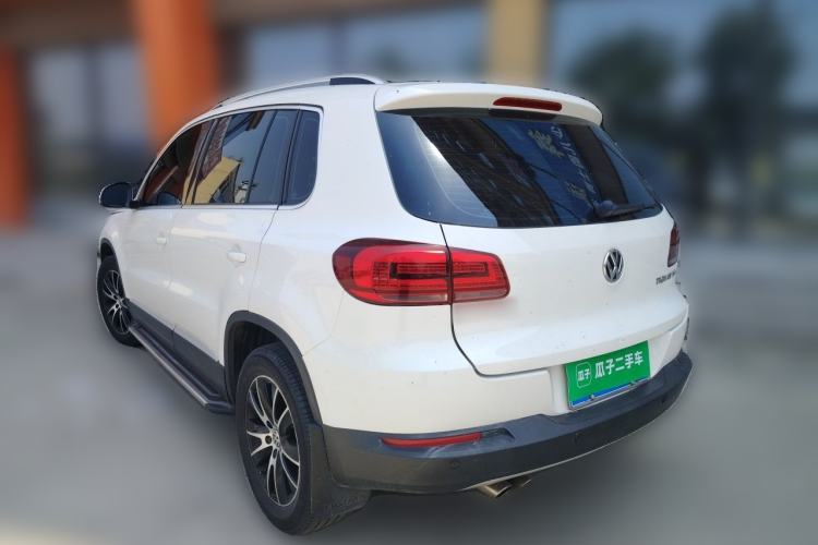 Used Volkswagen Tiguan 2015 1.8TSI Automatic Two-Wheel Drive Luxury Model Rear Left 45 Deg