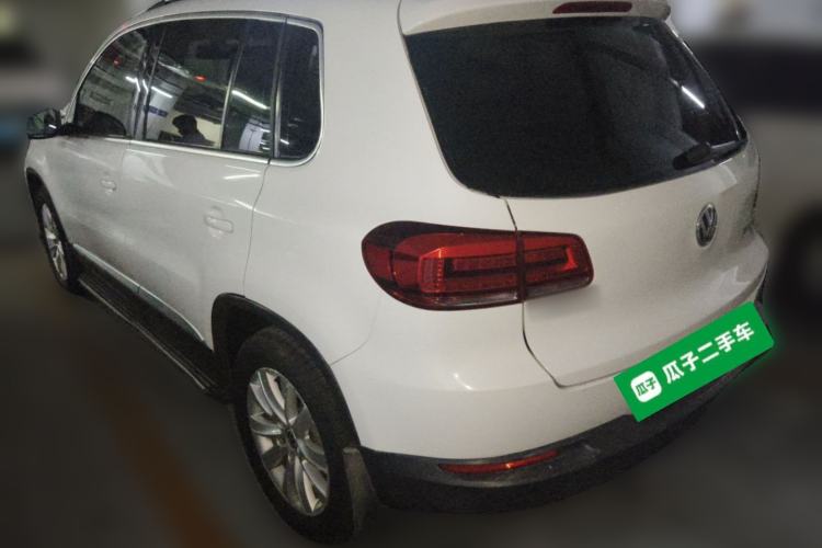 Used Volkswagen Tiguan 2015 2.0 TSI Automatic All-Wheel Drive Luxury Edition Rear Left 45 Deg