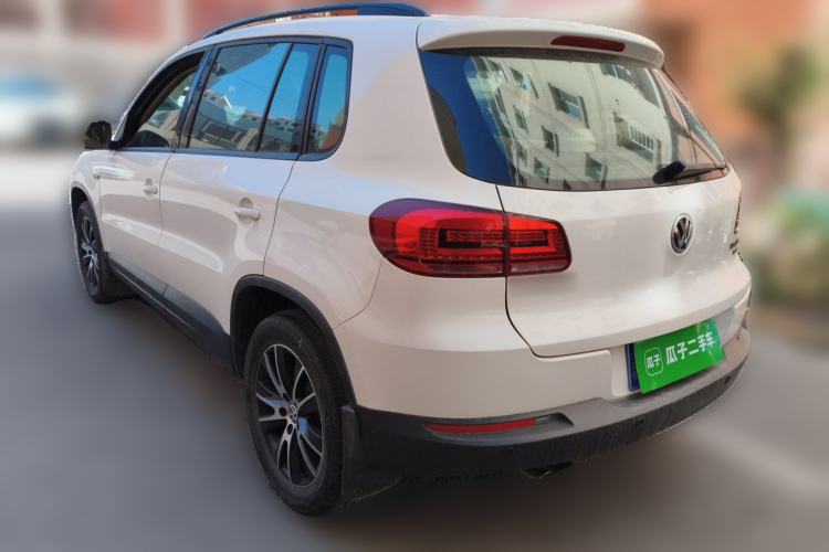 Used Volkswagen Tiguan 2015 1.8TSI Automatic Two-Wheel Drive Luxury Model Rear Left 45 Deg