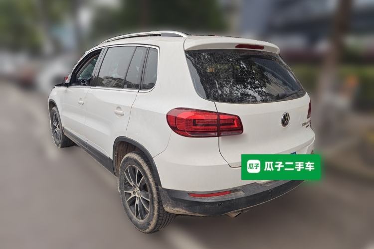 Used Volkswagen Tiguan 2015 2.0 TSI Automatic All-Wheel Drive Luxury Edition Rear Left 45 Deg