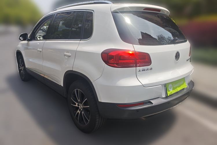 Used Volkswagen Tiguan 2015 1.8TSI Automatic Two-Wheel Drive Luxury Model Rear Left 45 Deg