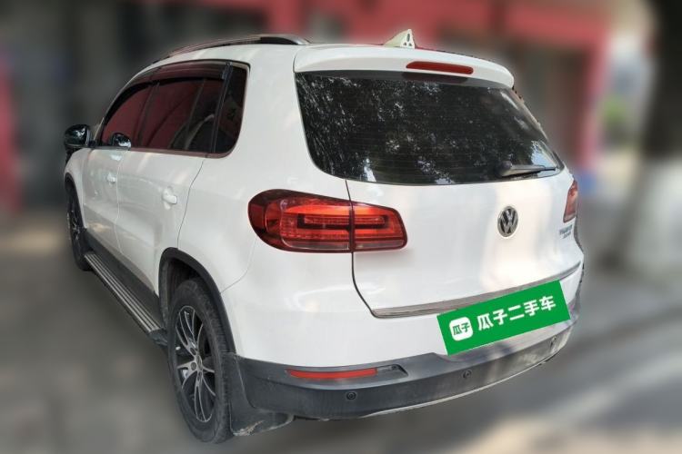 Used Volkswagen Tiguan 2015 1.8TSI Automatic Two-Wheel Drive Luxury Model Rear Left 45 Deg