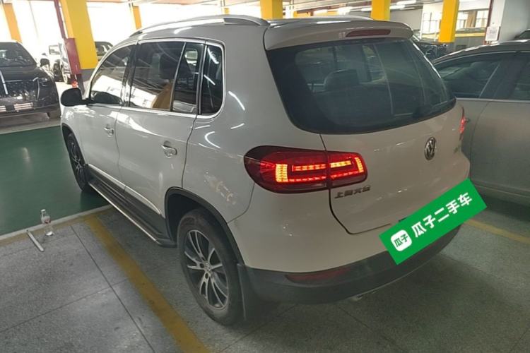 Used Volkswagen Tiguan 2015 1.8TSI Automatic Two-Wheel Drive Luxury Model Rear Left 45 Deg