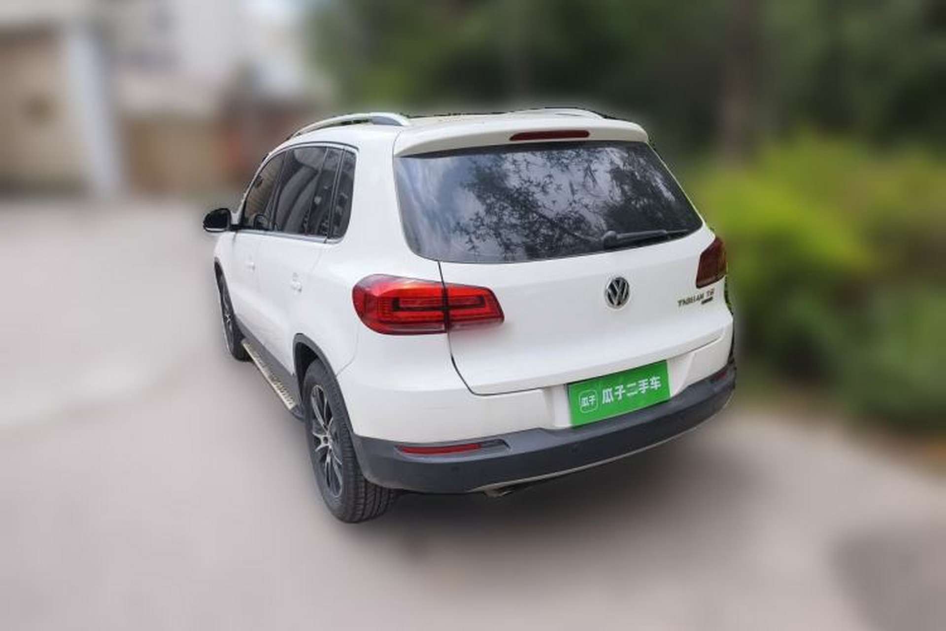 Used Volkswagen Tiguan 2015 2.0 TSI Automatic All-Wheel Drive Luxury Edition Rear Left 45 Deg