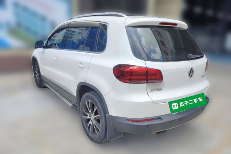 Used Volkswagen Tiguan 2015 1.8TSI Automatic Two-Wheel Drive Luxury Model Rear Left 45 Deg