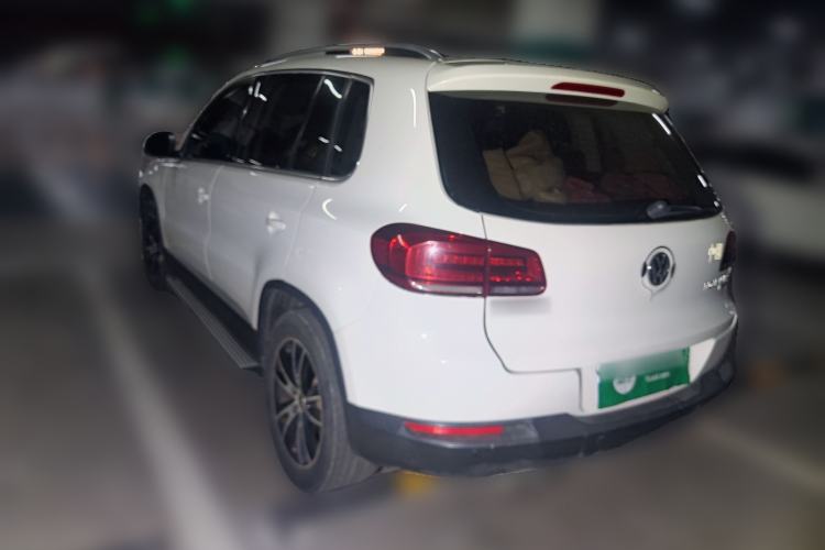 Used Volkswagen Tiguan 2015 2.0 TSI Automatic All-Wheel Drive Luxury Edition Rear Left 45 Deg