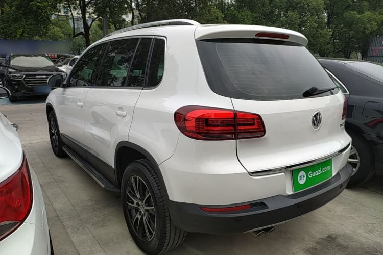 Used Volkswagen Tiguan 2015 1.8TSI Automatic Two-Wheel Drive Luxury Model Rear Left 45 Deg