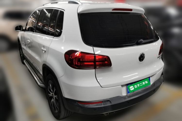 Used Volkswagen Tiguan 2015 1.8TSI Automatic Two-Wheel Drive Luxury Model Rear Left 45 Deg