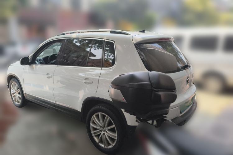 Used Volkswagen Tiguan 2015 2.0 TSI Comfort Edition Rear Left 45 Deg