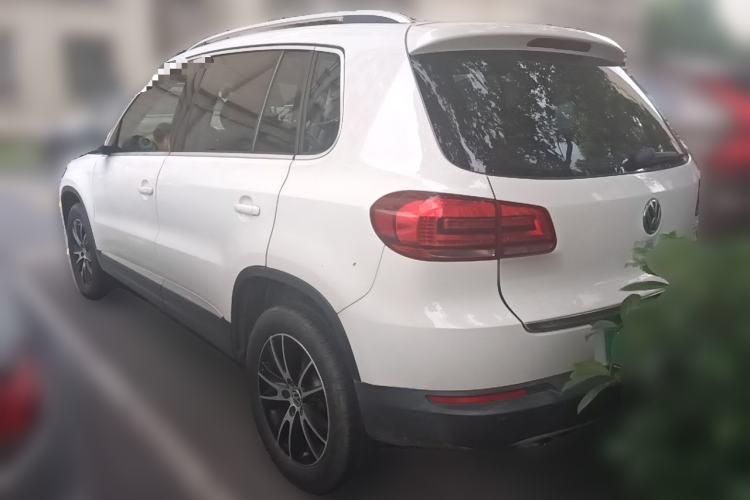 Used Volkswagen Tiguan 2015 1.8TSI Automatic Two-Wheel Drive Luxury Model Rear Left 45 Deg
