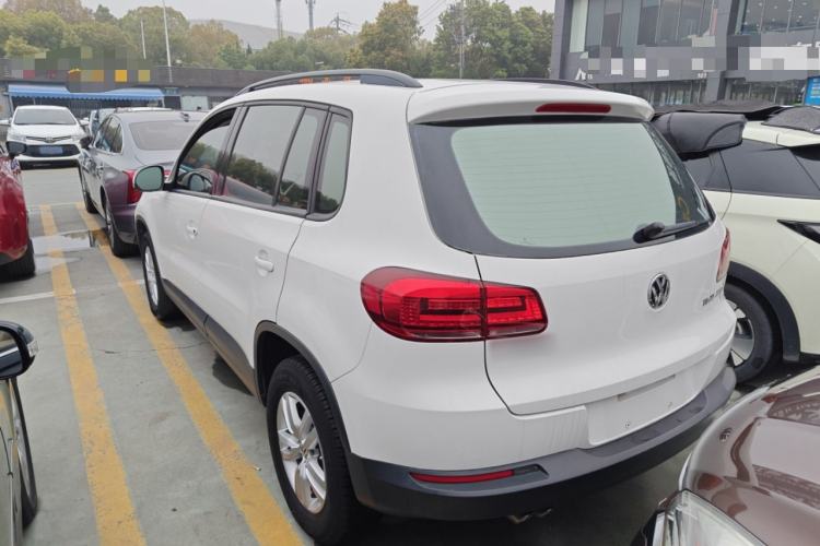 Used Volkswagen Tiguan 2015 1.8TSI Automatic Two-Wheel Drive Trend Edition Rear Left 45 Deg