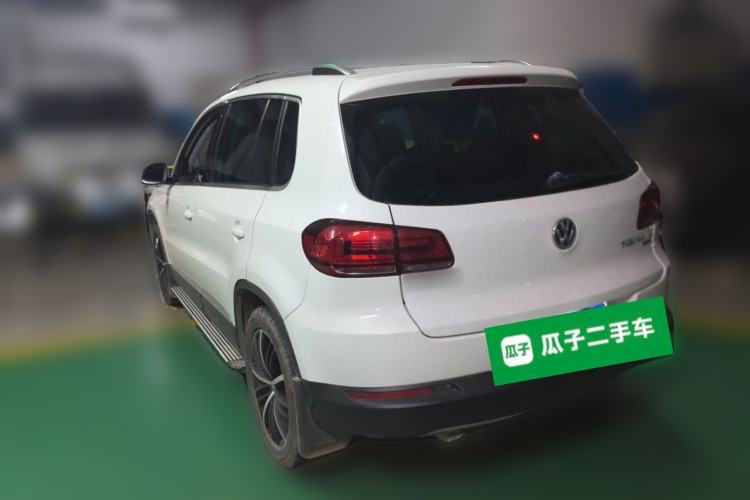 Used Volkswagen Tiguan 2015 2.0 TSI Automatic All-Wheel Drive Flagship Edition Rear Left 45 Deg