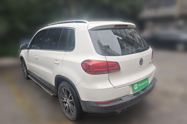 Used Volkswagen Tiguan 2015 1.8TSI Automatic All-Wheel-Drive Luxury Model Rear Left 45 Deg
